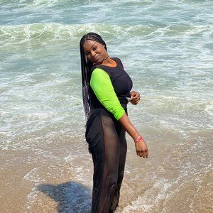 Meet your Posher, Fatima